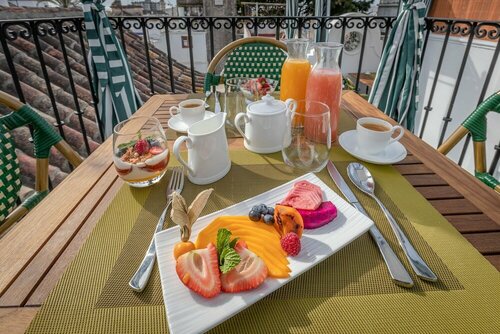 Внешний вид отеля Hotel Claude Marbella в Марбелье, фото 5