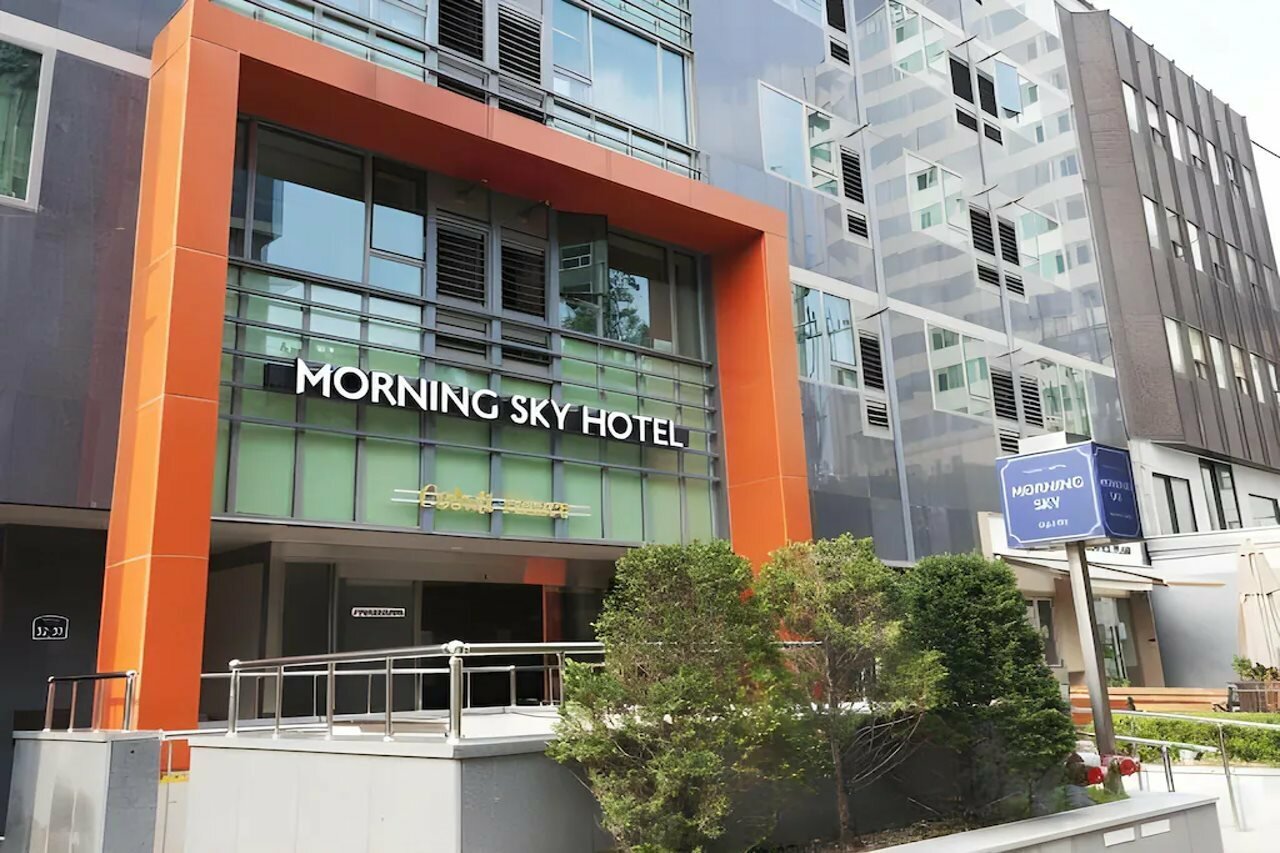 Фото отеля 1