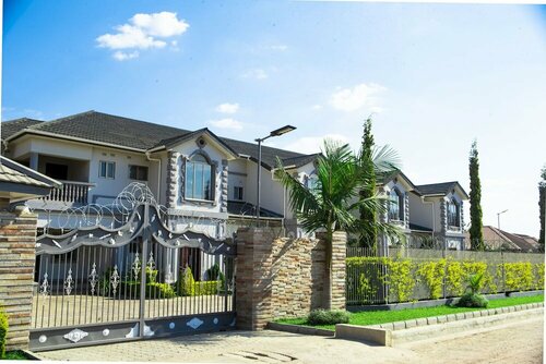 Гостиница Fabulous Apartments in a new Upmarket Area in the Heart of Lusaka в Лусаке