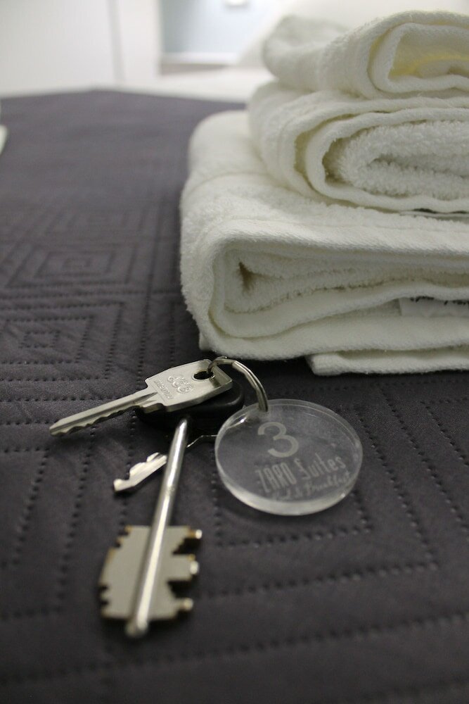 Фото Zaro Suites