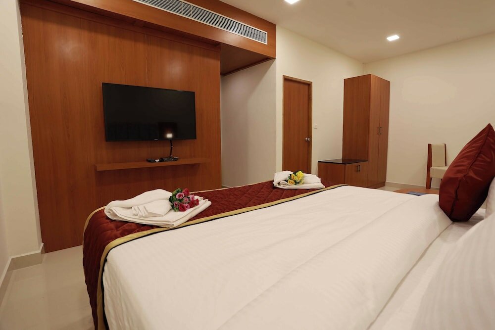 Фото Hotel Bluemoon