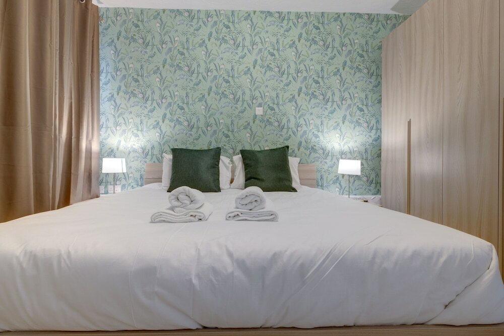 Фото Sliema Tigne Suites