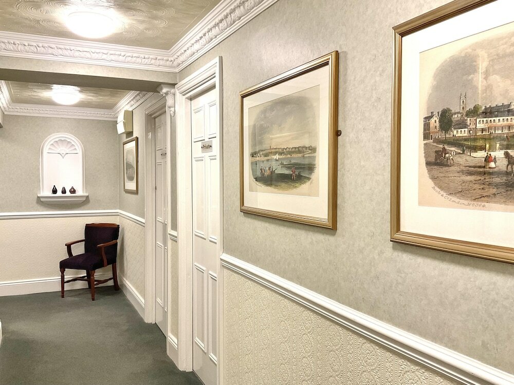 Фото Ashton Court Hotel