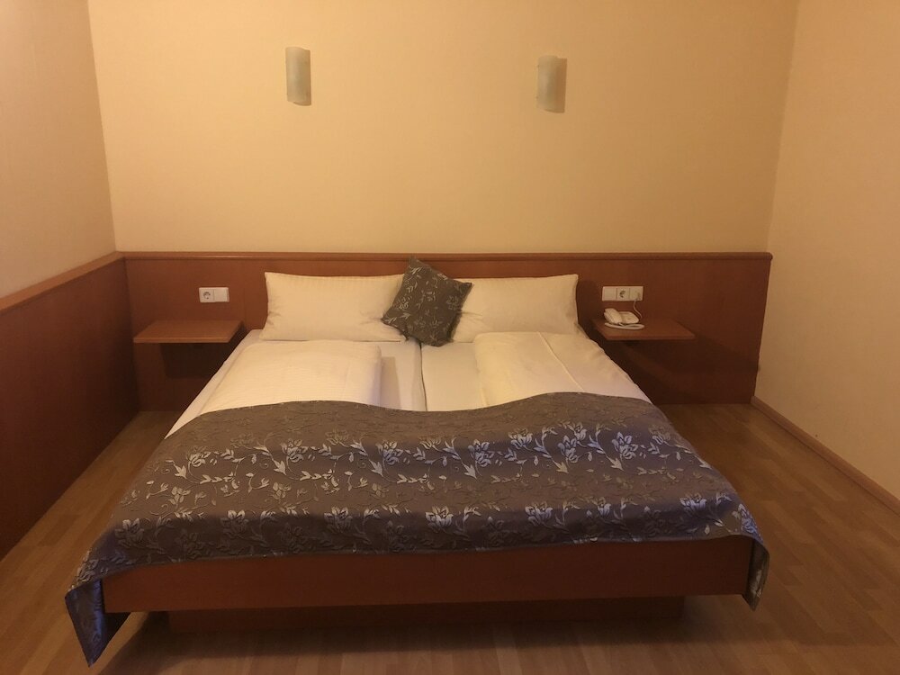 Фото Hotel Zum Kaffeekännchen