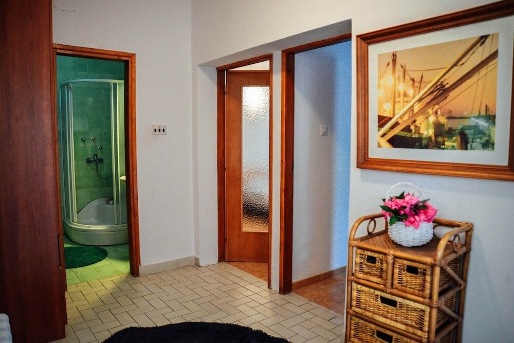 Фото Waterfront Apartment Petrovina