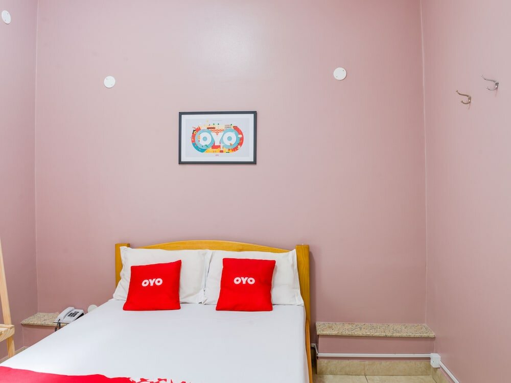 Фото Oyo Hotel Lindoia, Petropolis