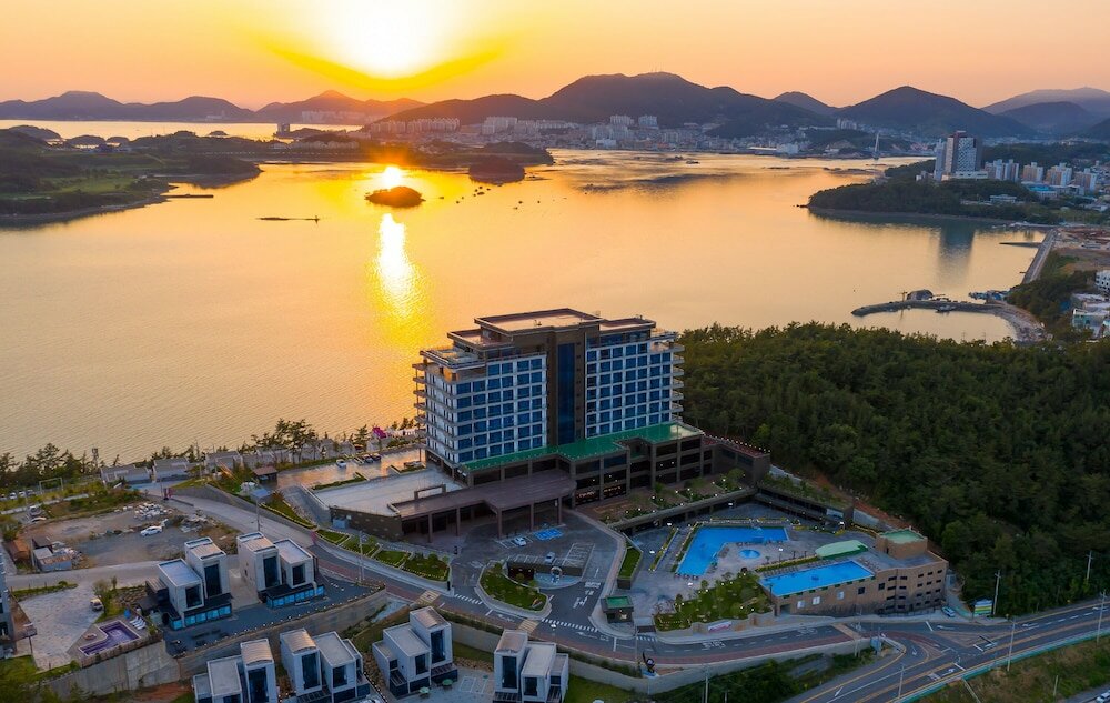 Фото Hotel Jcs Yeosu