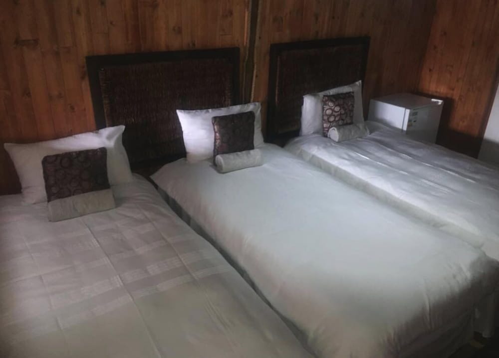 Фото Lauren Palace Guest House