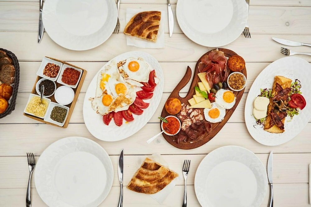 Фото Апарт-Отель Waikiki Tivat