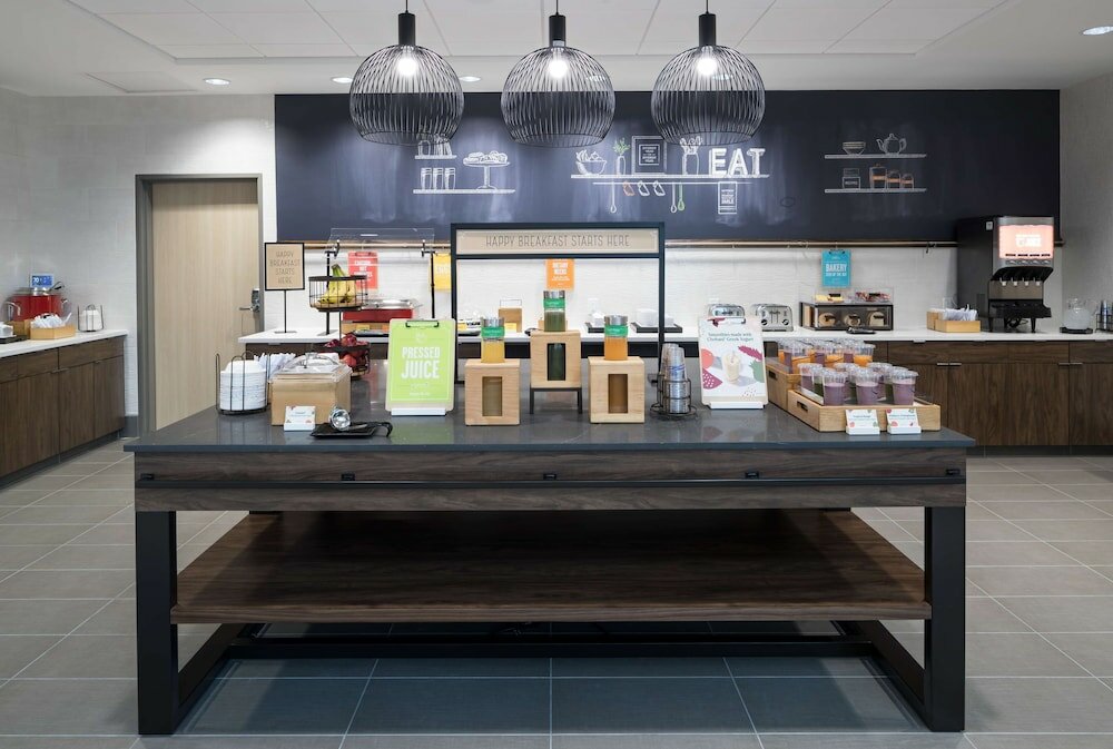 Фото Hampton Inn & Suites Cape Canaveral Cruise Port