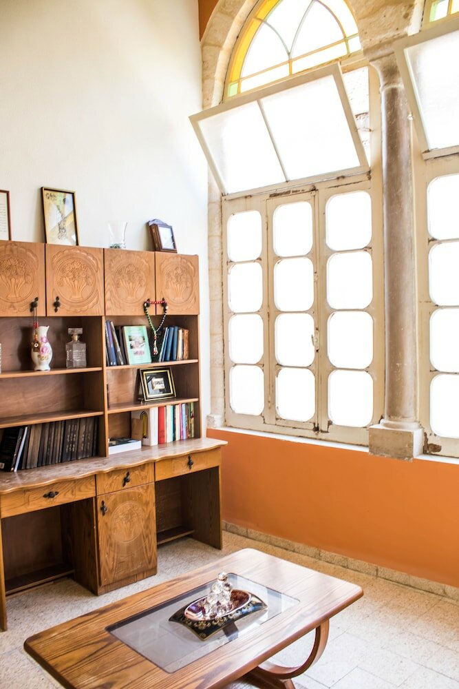 Фото Modern Downtown 3br by Ahlan Hospitality