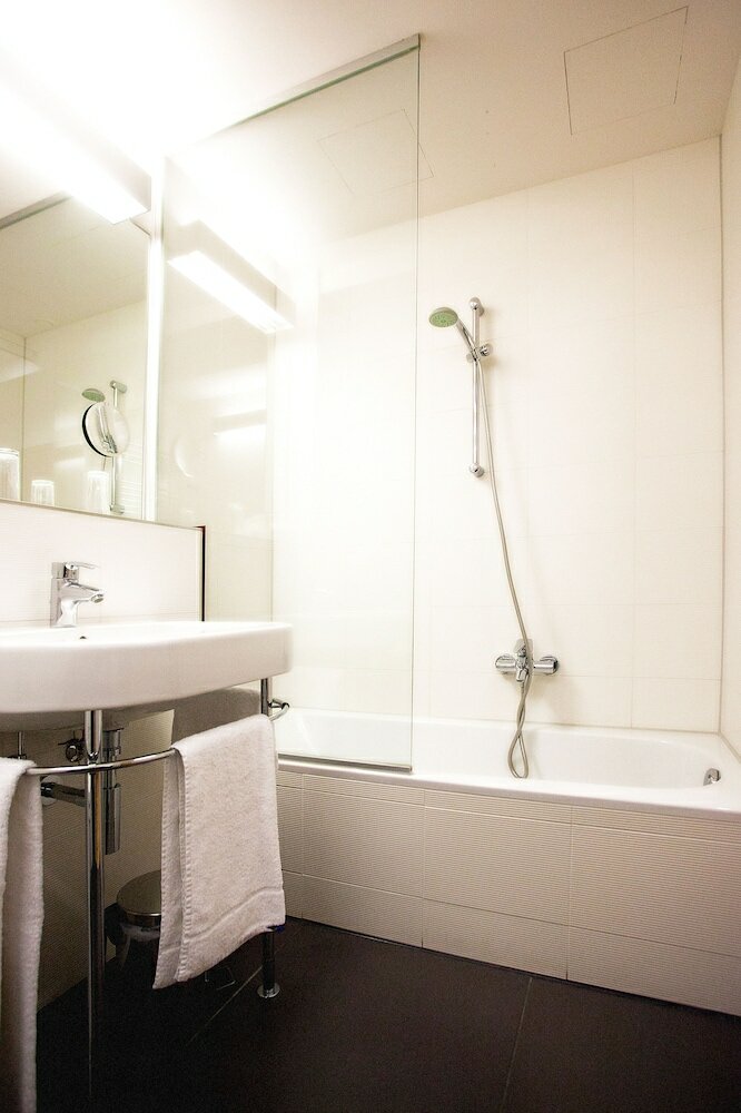 Фото Hotel Schwarzer Bär