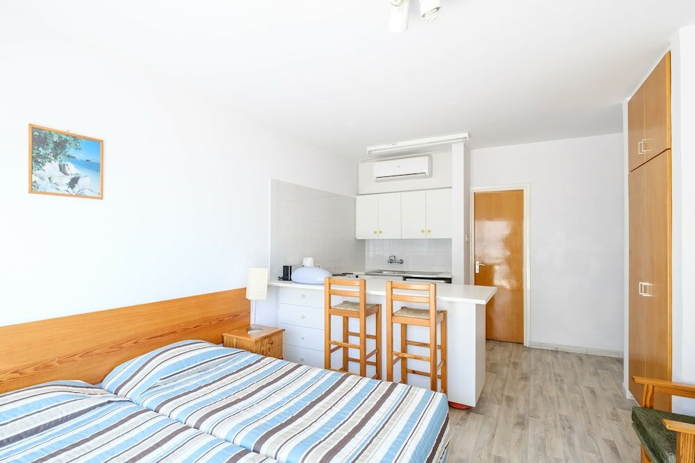 Фото Nautilus Tourist Apartments