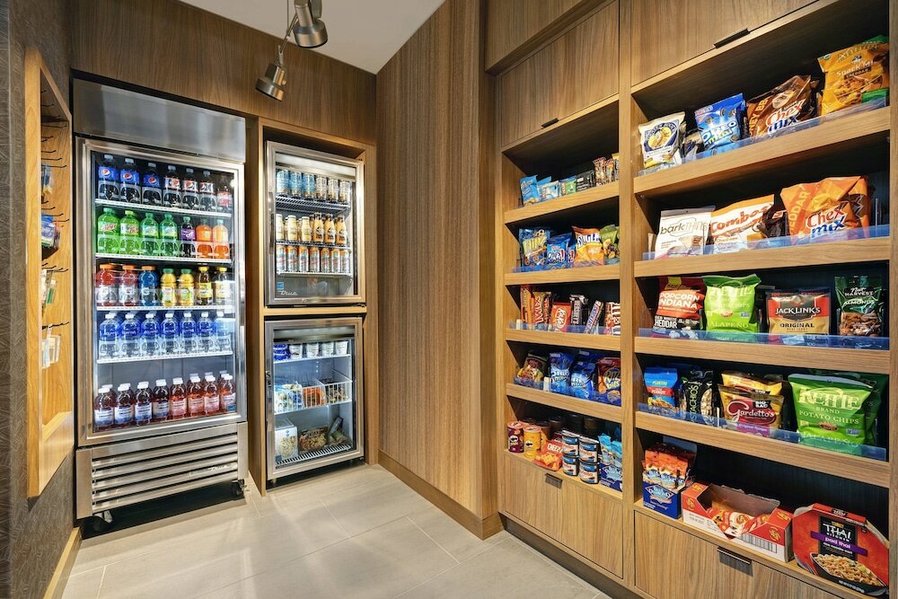 Фото Fairfield Inn & Suites by Marriott Milwaukee Brookfield