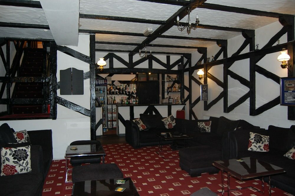 Фото The Fairview Hotel