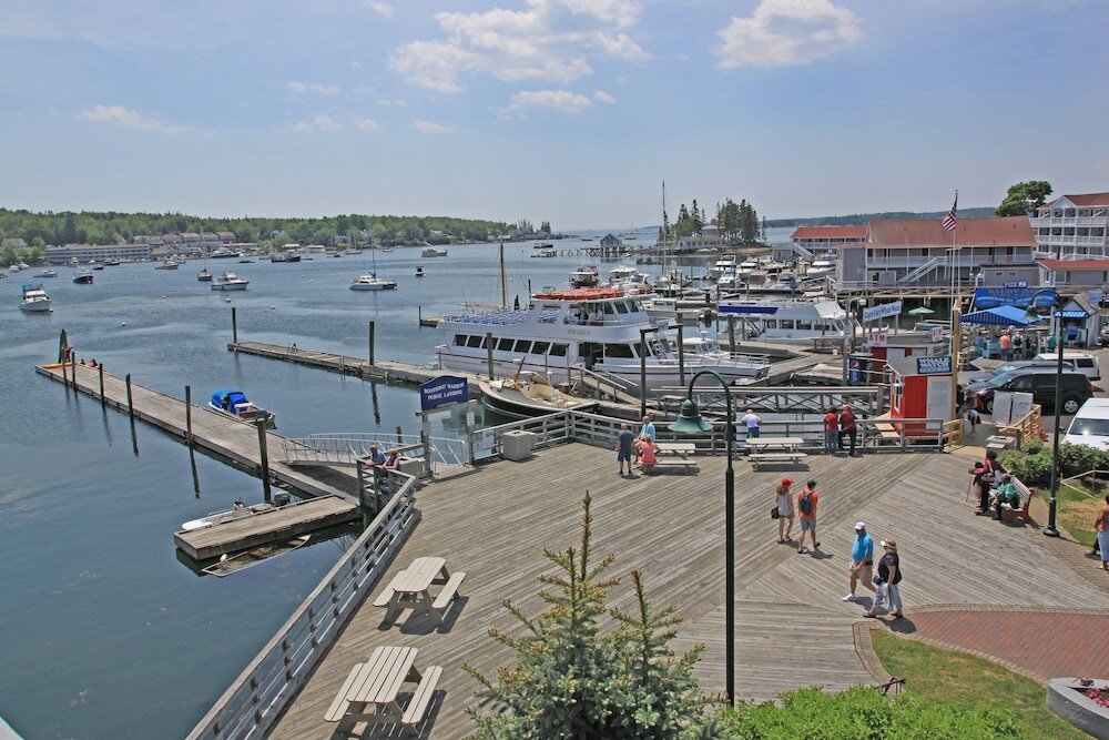 Фото Fishermans Wharf Inn