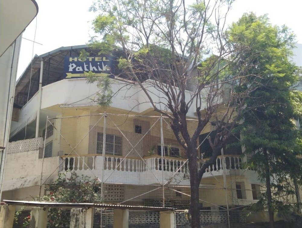 Фото Hotel Pathik