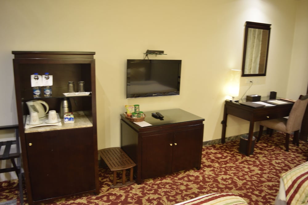 Фото One Earth Avaas