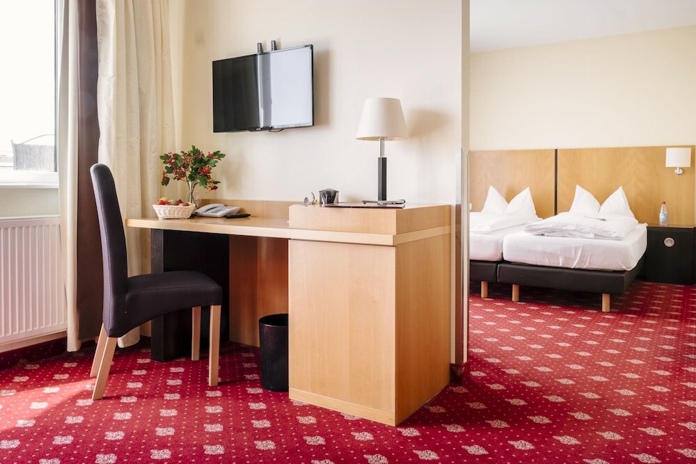 Фото Hotel Am Jungfernstieg