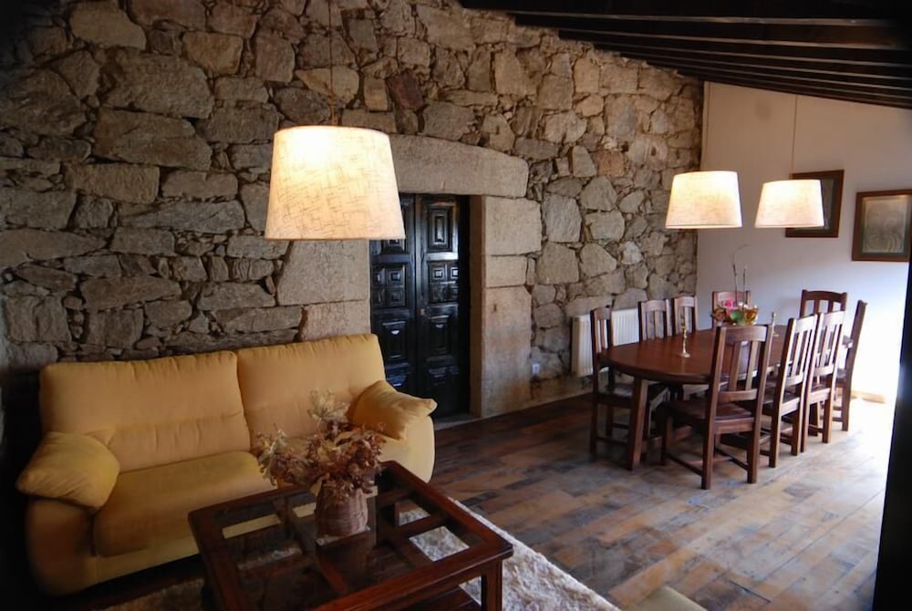 Фото Casa Grande de Cristosende