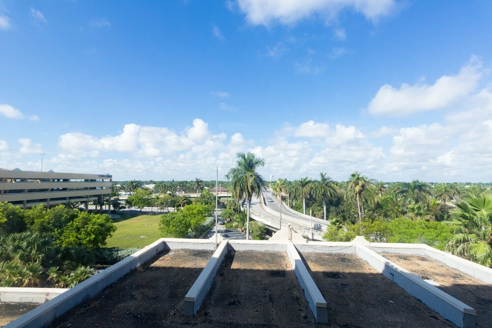 Фото 549 City View Hollywood Beach