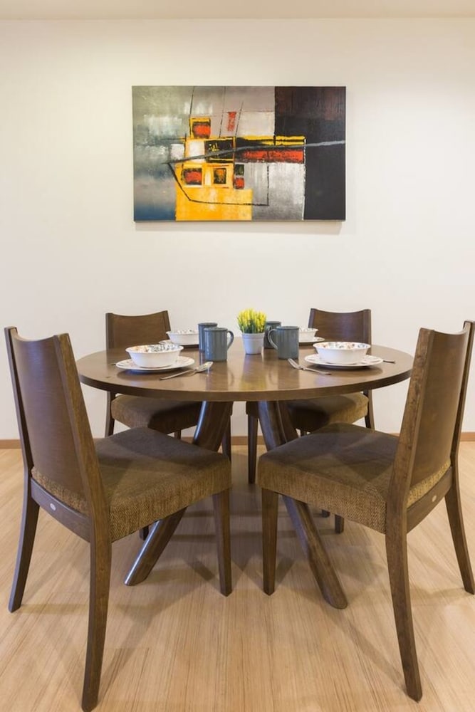 Фото 118 Residences by Living Comfort