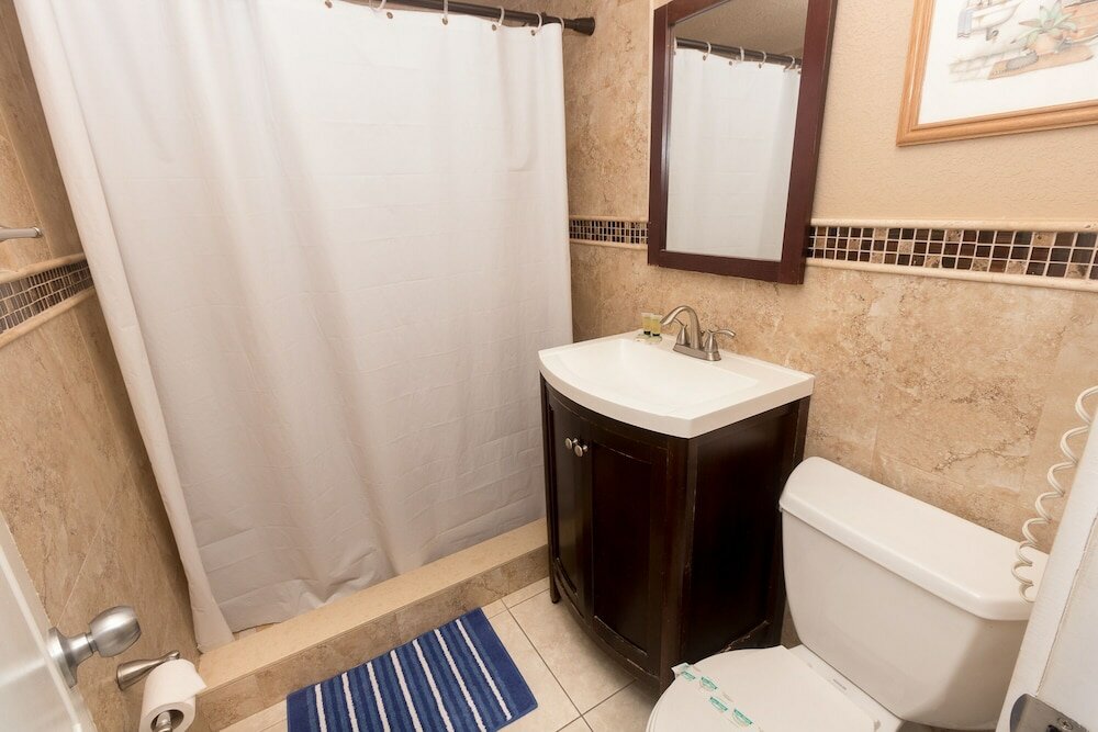 Фото 457 City View Hollywood Beach Resort