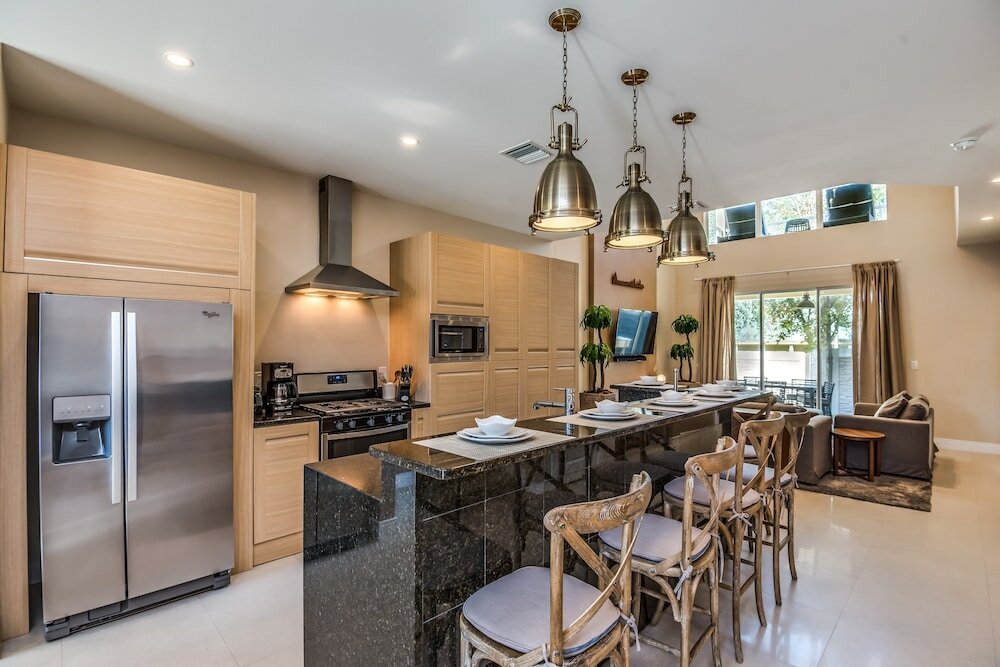 Фото Magic Village Resort 4 Bdrm Townhome