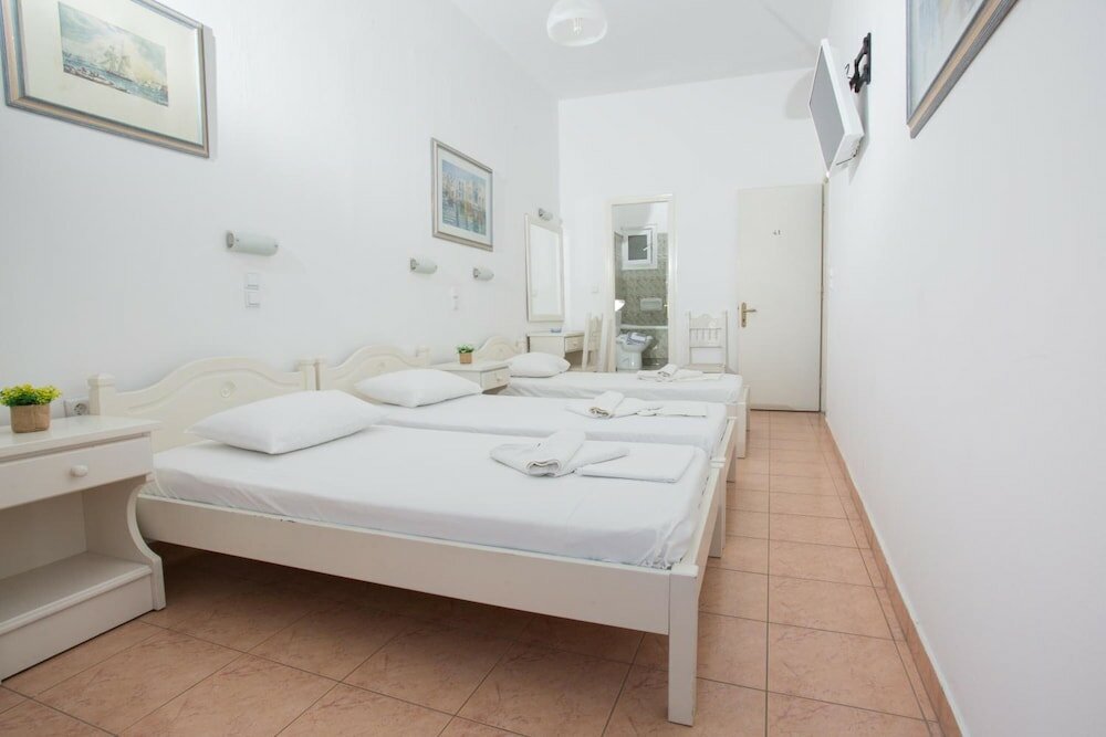 Фото Louiza Hotel