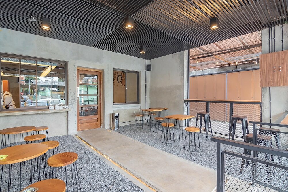 Фото RedDoorz near Alun-Alun Garut