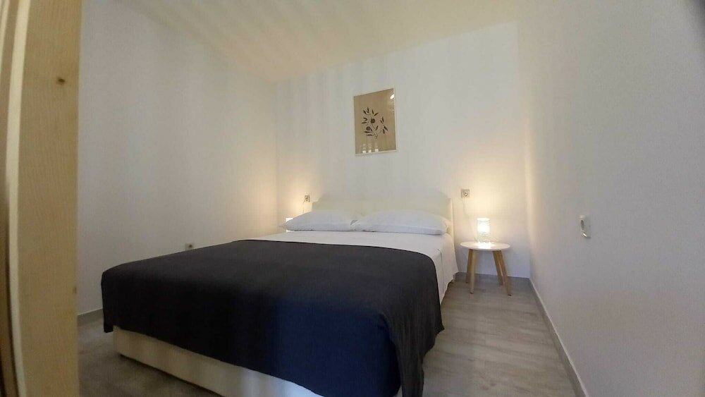 Фото Modern Apartment in Mocici With Terrace