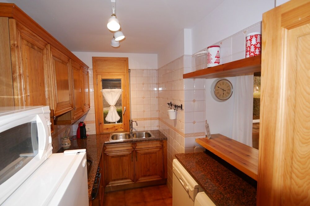 Фото Cozy Apartment in Alp