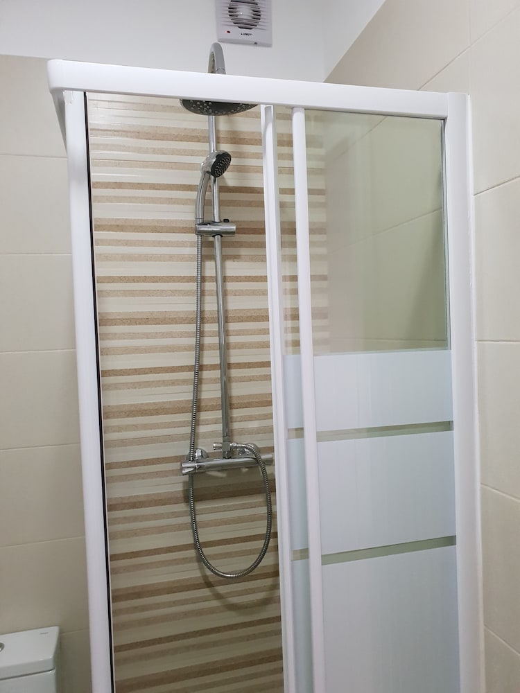 Фото Mikaela Guest House