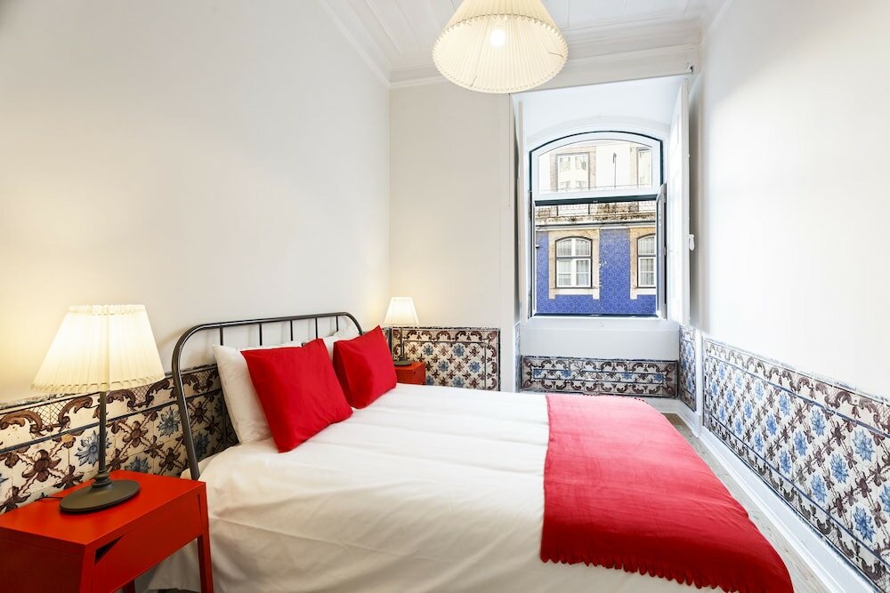 Фото Fanqueiros Deluxe Apartment