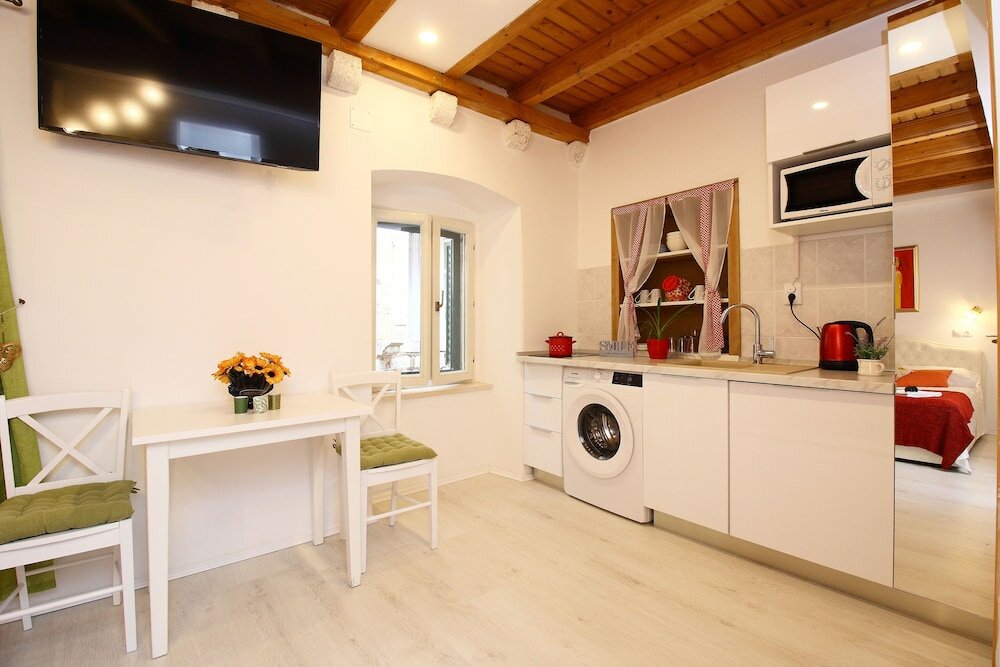 Фото Melek Accommodations