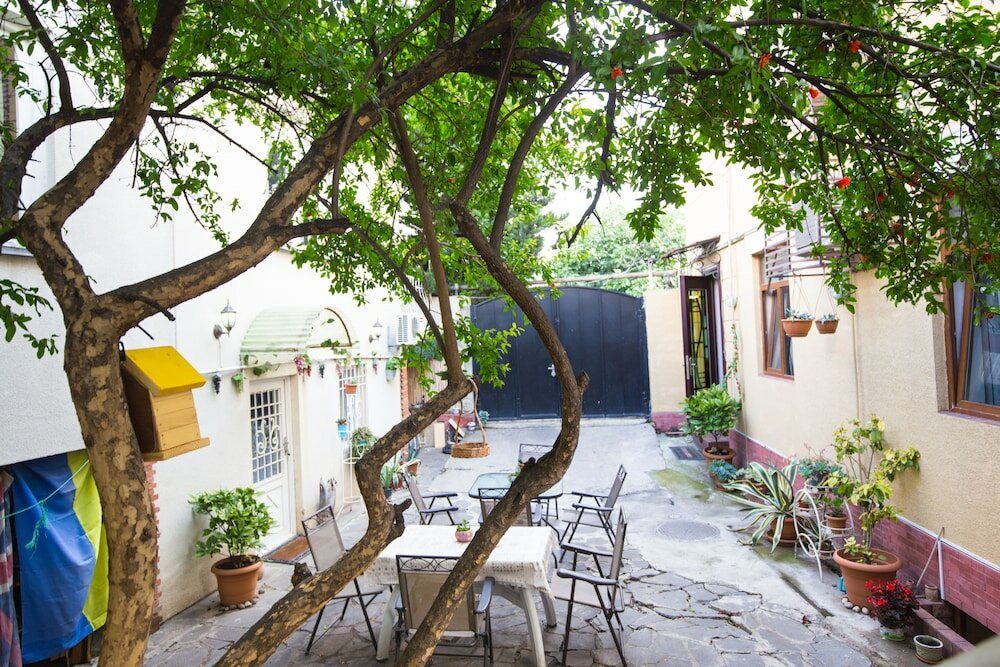 Фото Hotel Garden House