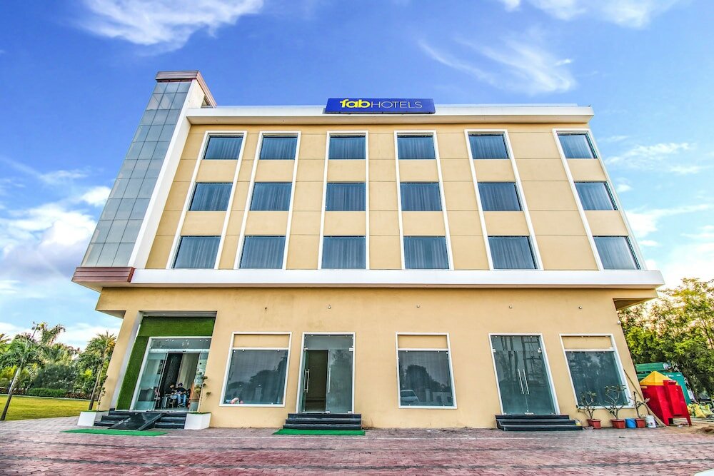 Фото отеля 3