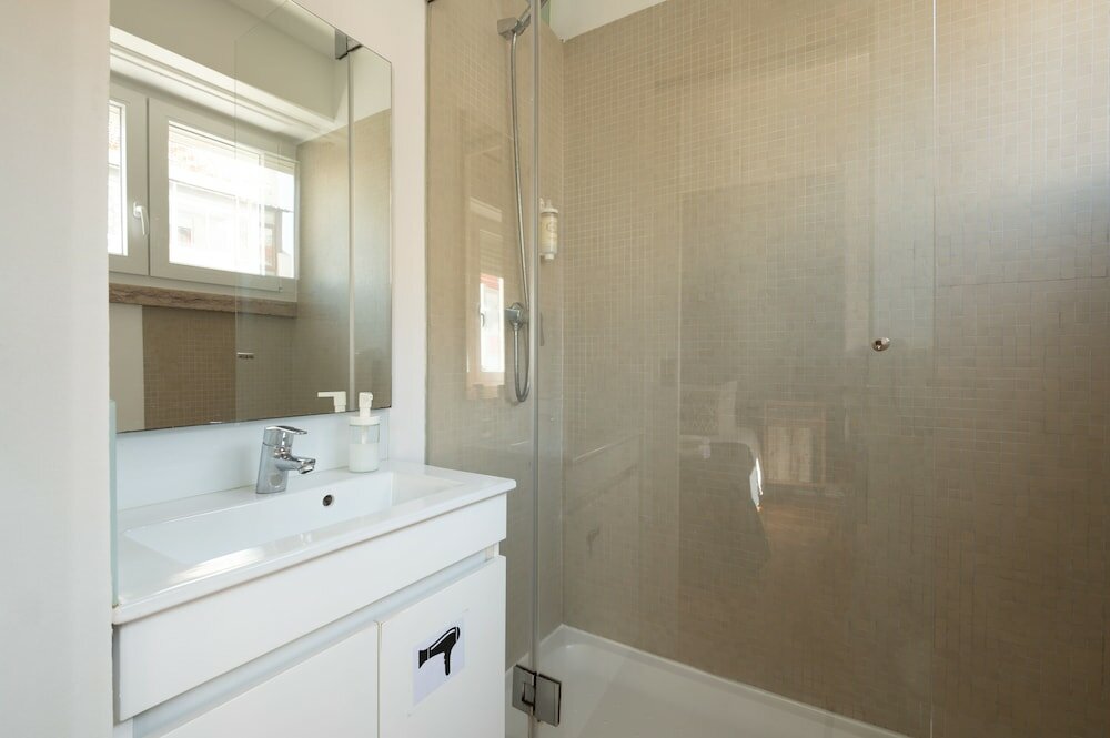 Фото DuMont Lisbon Guesthouse