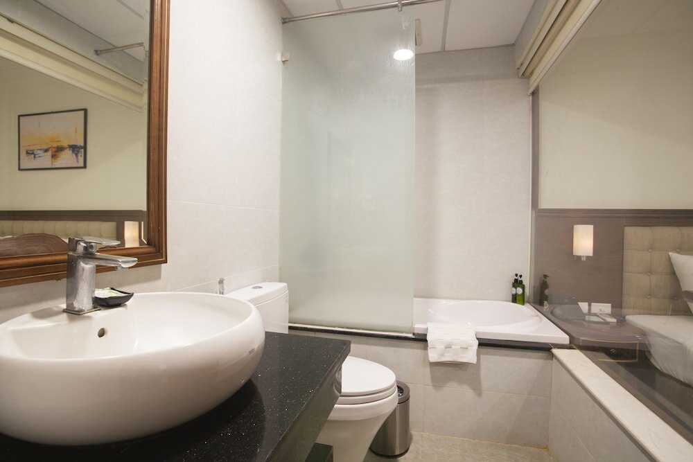 Фото Western Hanoi Boutique Hotel