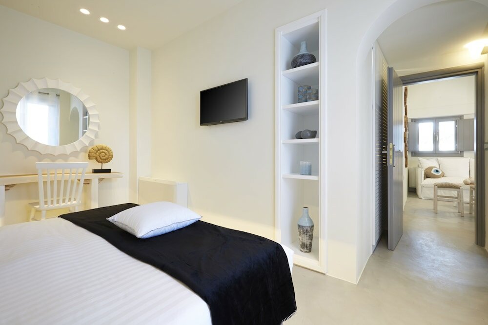 Фото Eolia Kamari Villa