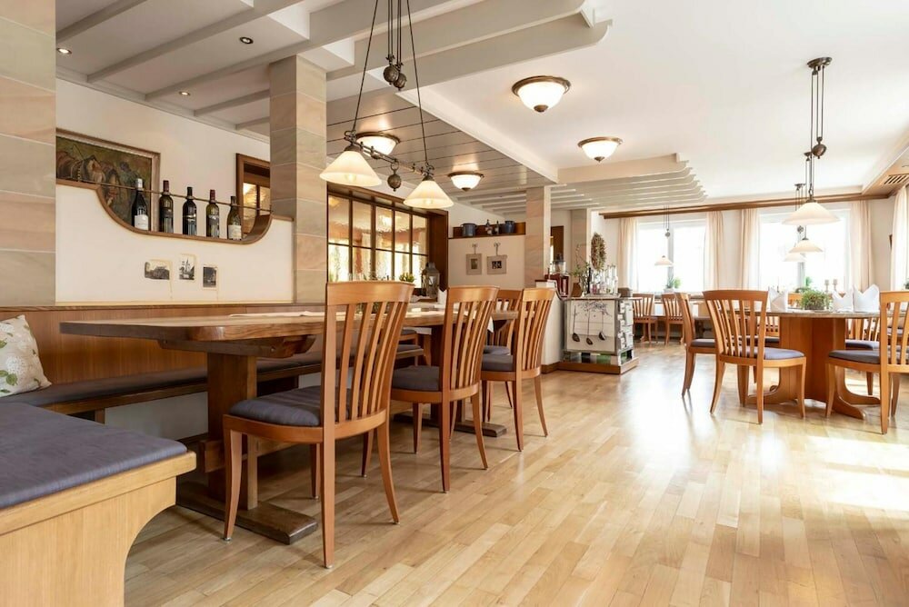 Фото Hotel Gasthof Krone