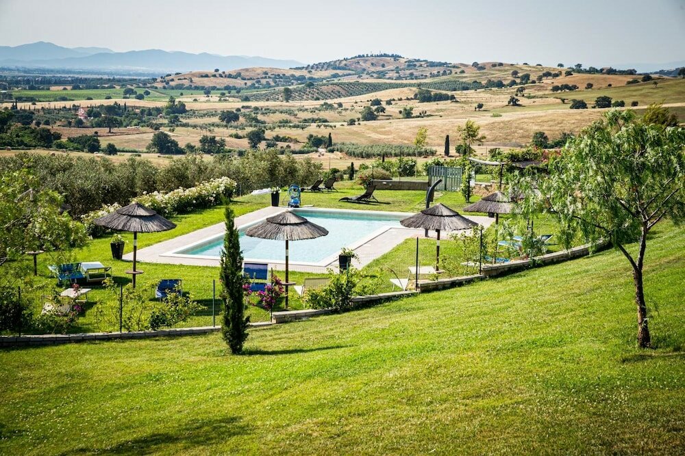 Фото Podere n° 8 in Maremma