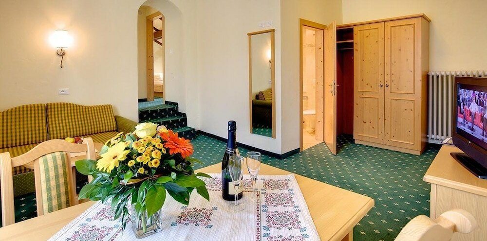 Фото Hotel Castel Latemar