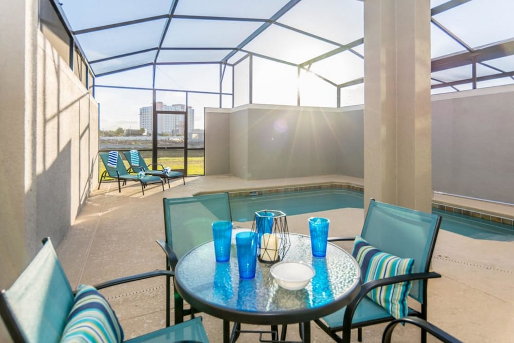 Фото Amazing Townhome with private pool Sl3054