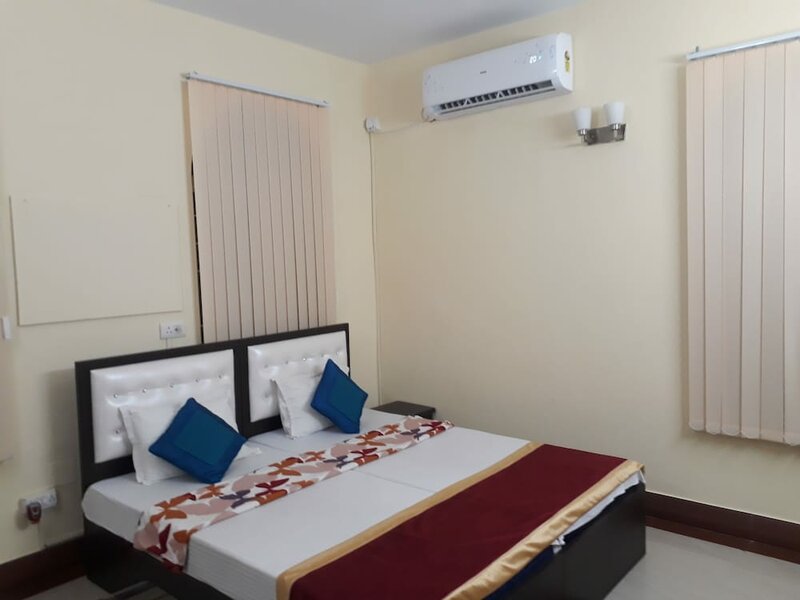 Гостиница FabHotel Swastineer в Калькутте