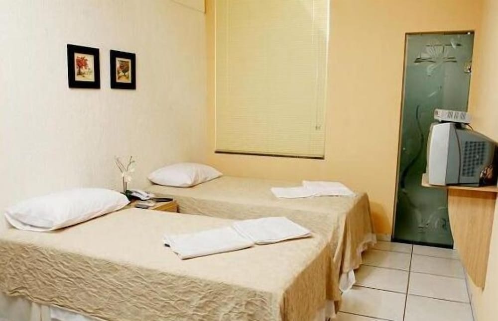 Фото Garden Hotel