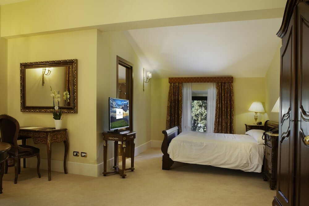 Фото Borgo Pilotti Hotel & Restaurant