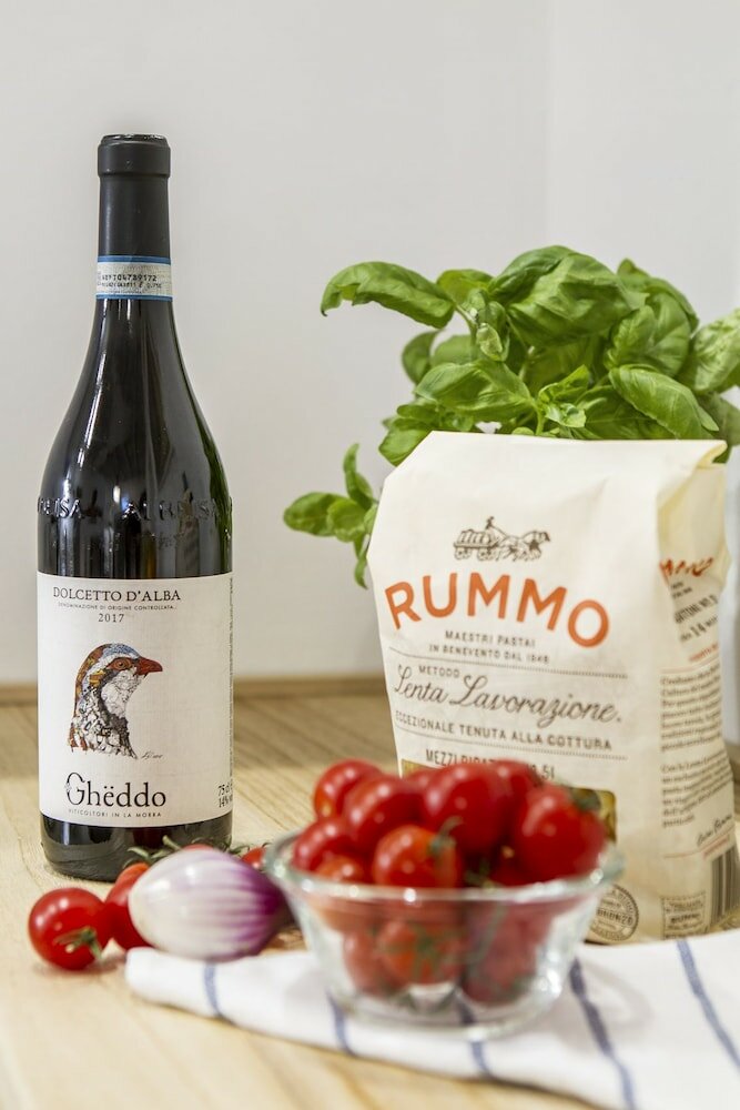 Фото GetTheKey San Vitale Apartment