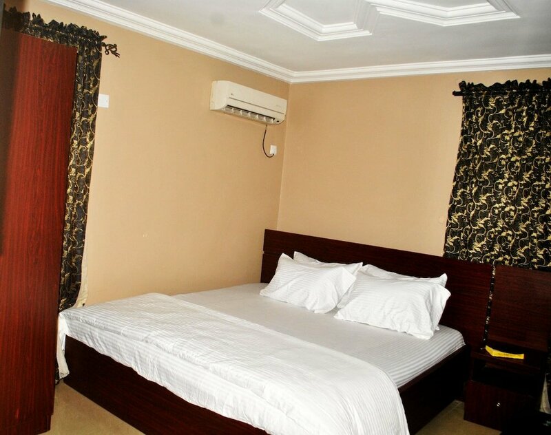 Гостиница Global Place Guest Inn в Абудже