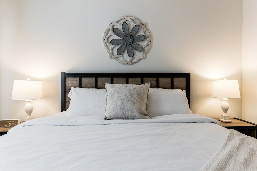 Фото Urbanlights at Legacy West